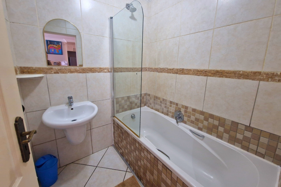 2 Bedroom Property for Sale in Jeffreys Bay Central Eastern Cape